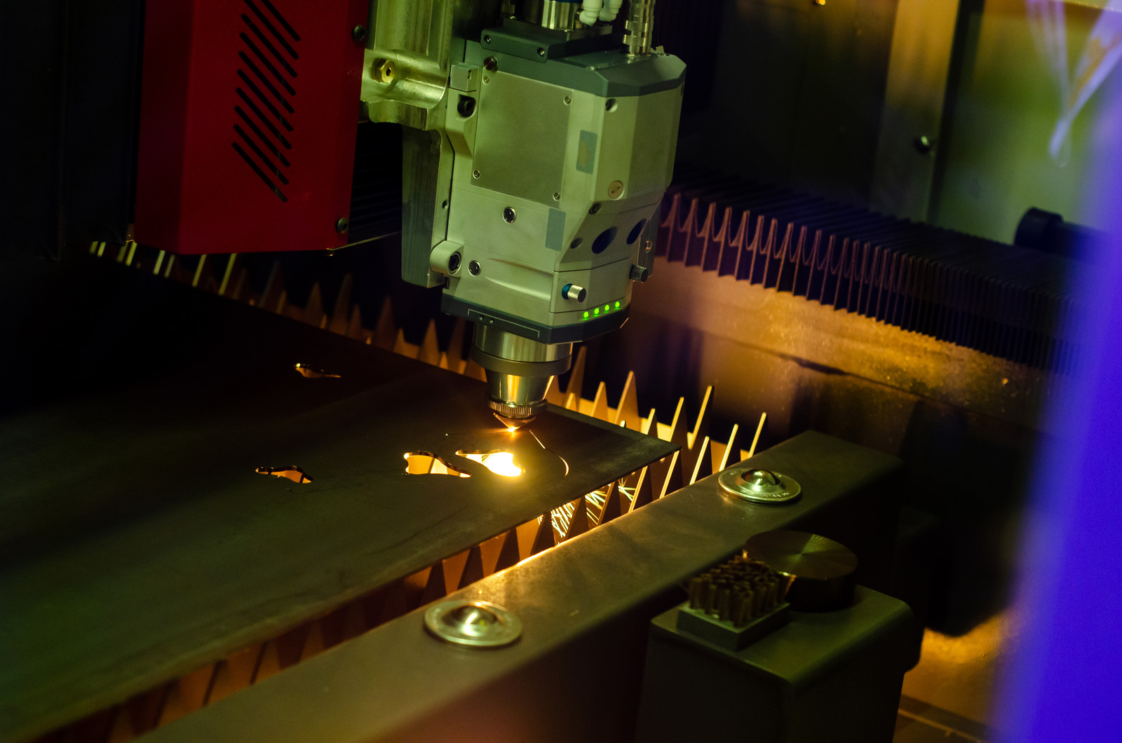 The Benefits of Automated Quality Control for Laser Cutting