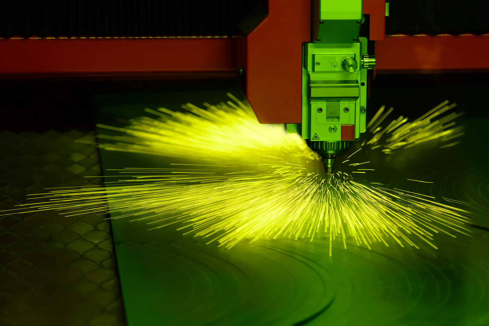 Exploring the Art of Laser Cutting Carbon Fiber