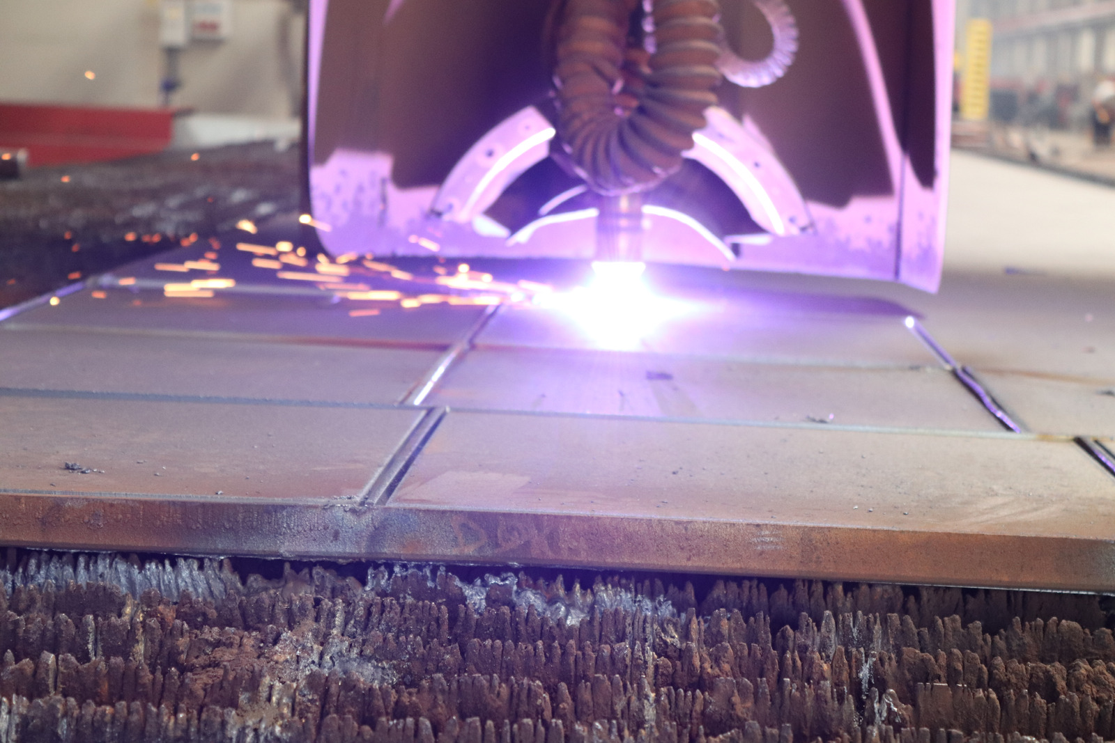 Exploring the Benefits of Laser Cutting CNC