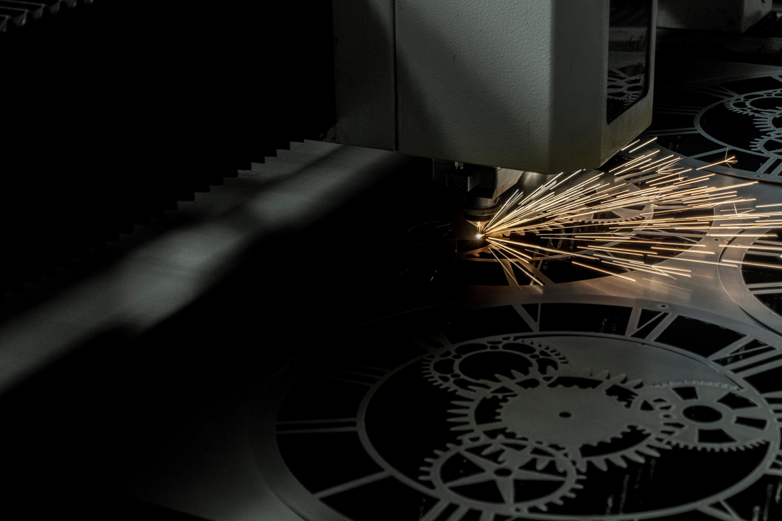 Evaluating the Pros and Cons of Laser Cutting for Cost-Effectiveness
