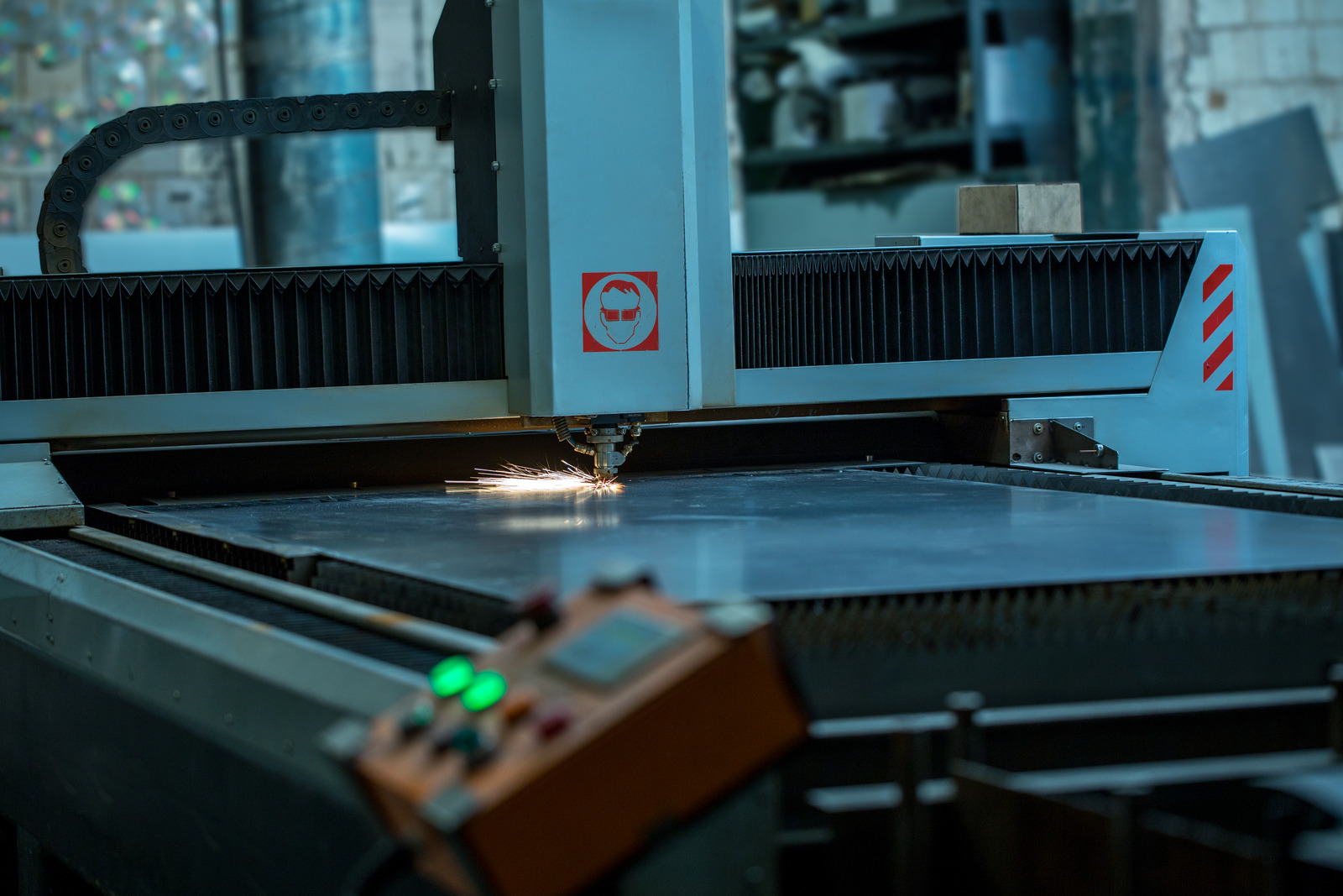 The Benefits of Partnering with a Laser Cutting Company