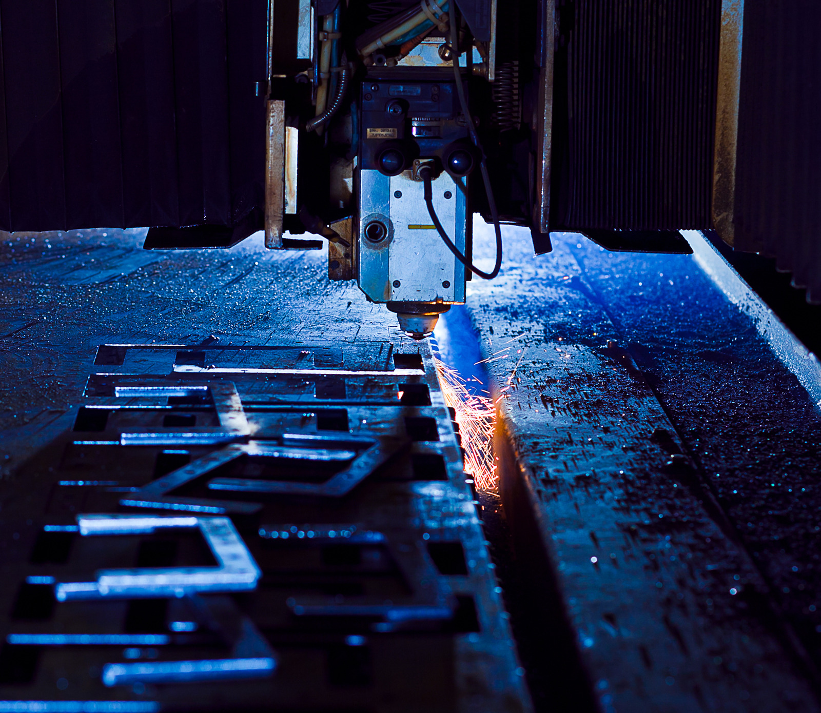 Examining the Various Factors That Affect Laser Cutting Cost
